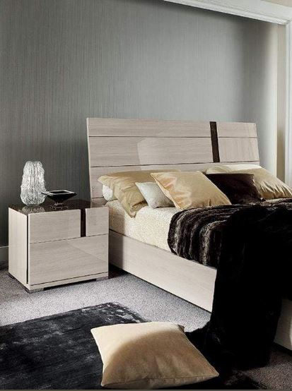 Teodora Queen Bed