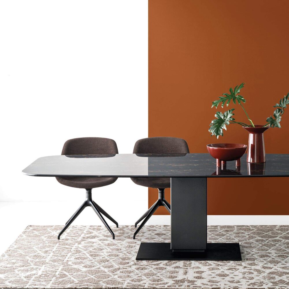 Echo Dining Table by Calligaris
