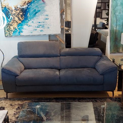 Strato Sofa