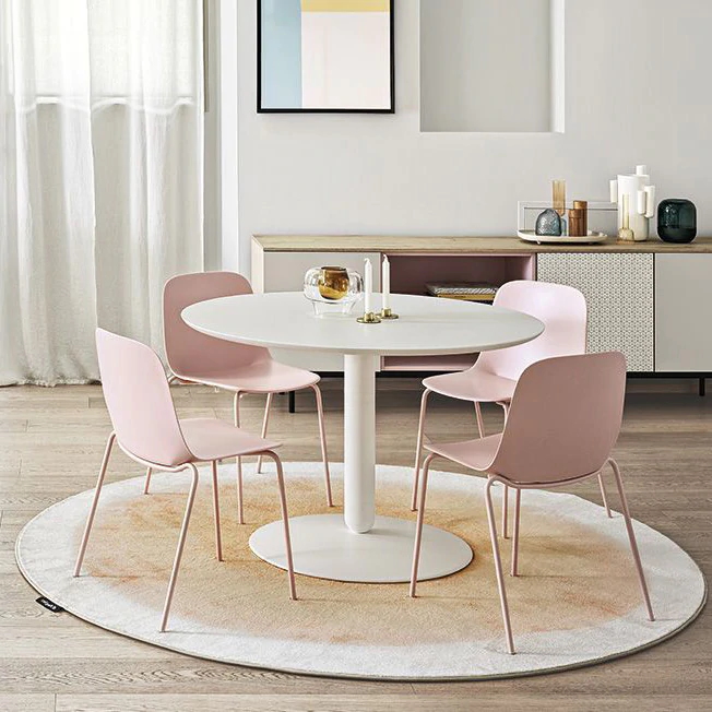 Balance Round Dining Table