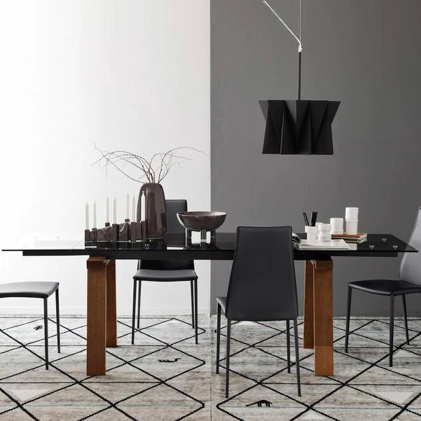 Levante Extension Dining Table