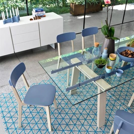 Levante Extension Dining Table