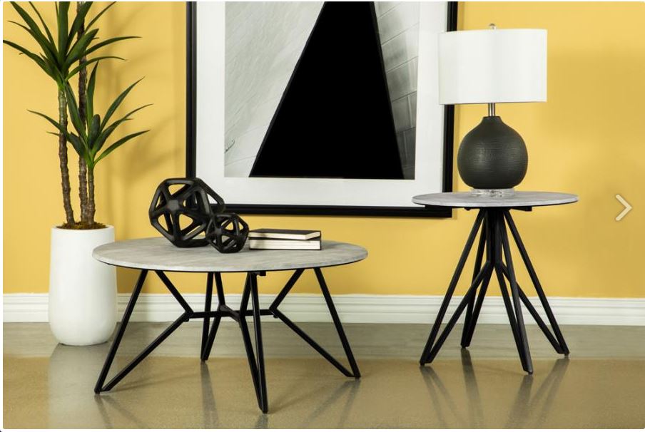 Pelle Round End Table