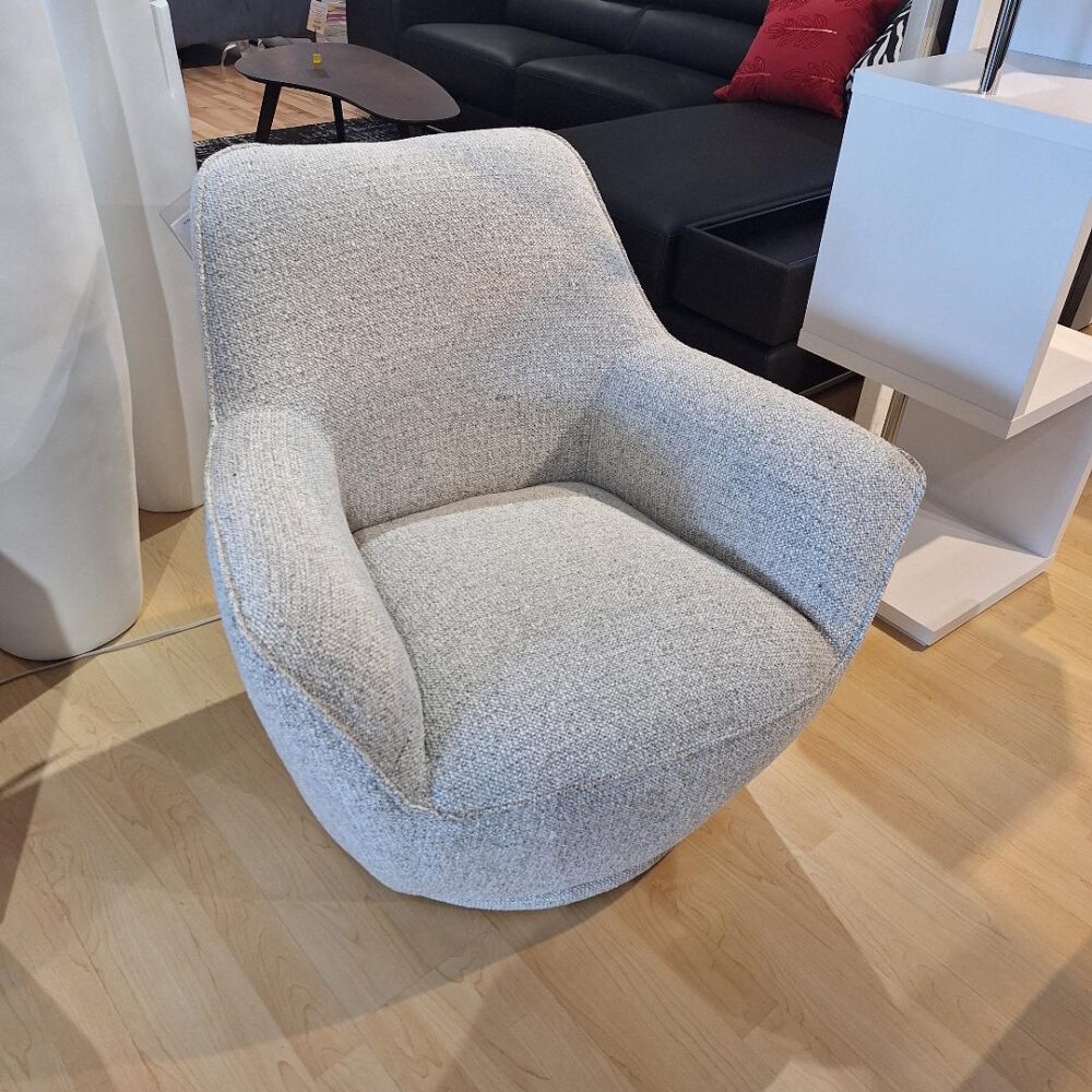 Ska Accent Swivel Chair