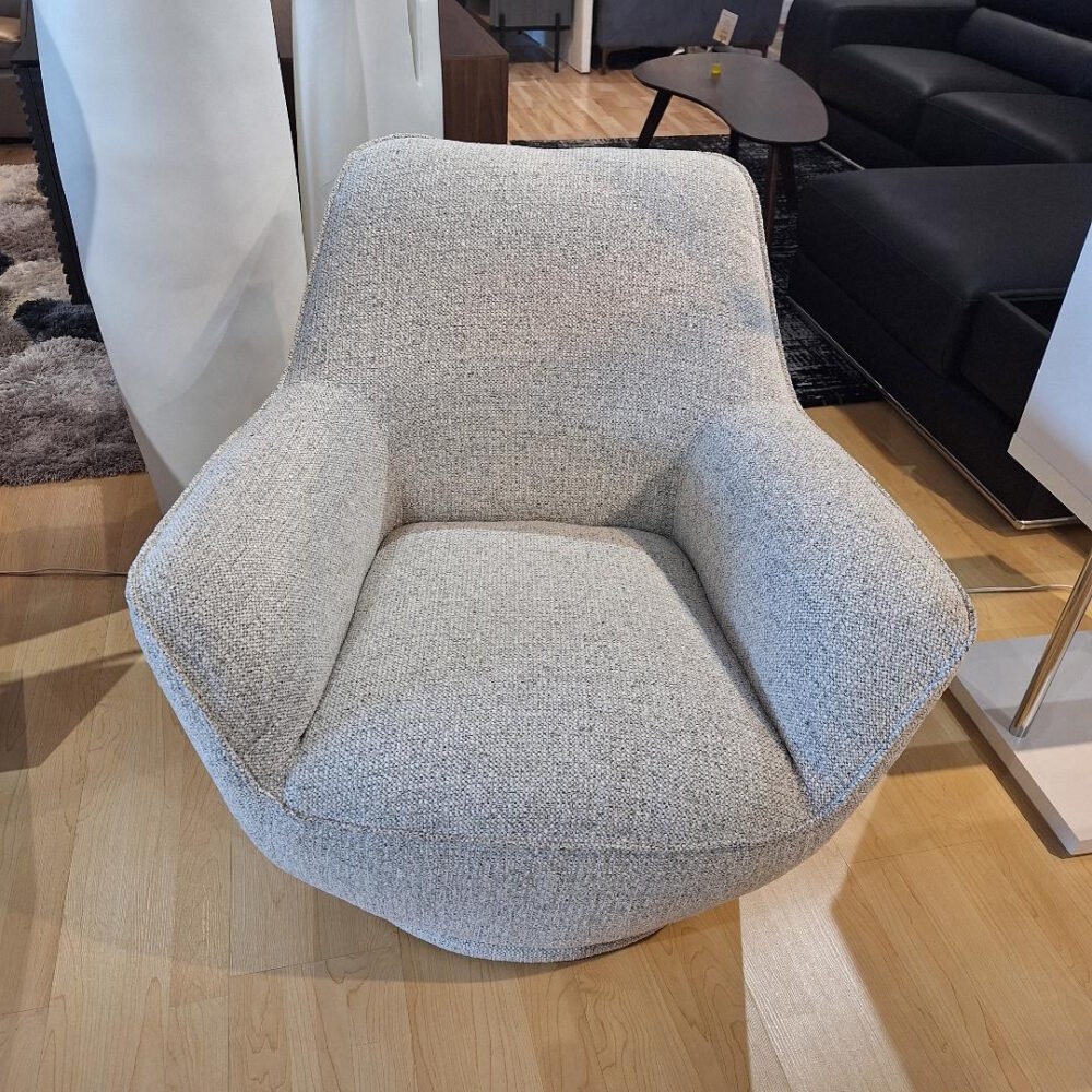 Ska Accent Swivel Chair