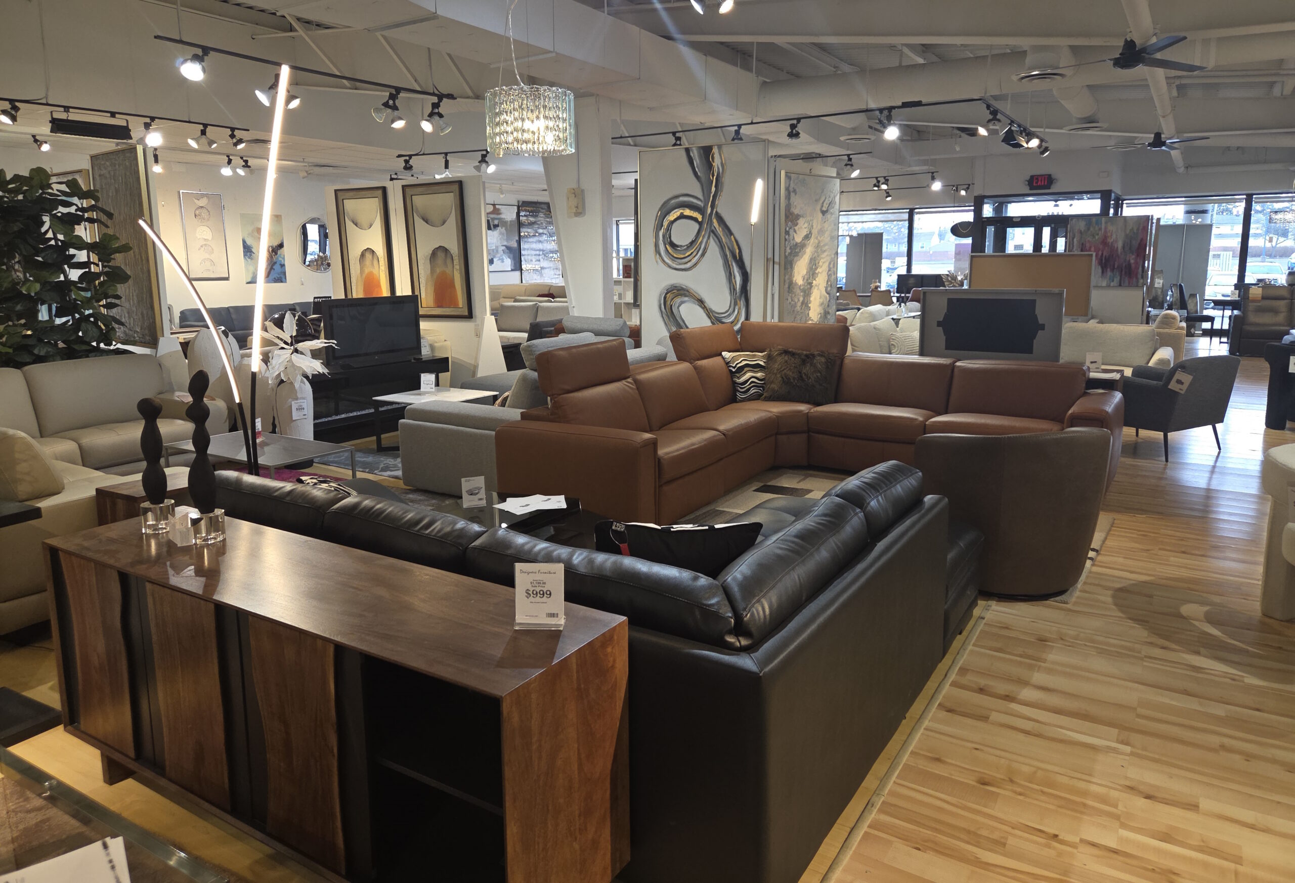 Designers Furniture Mayfield Heights Show Room